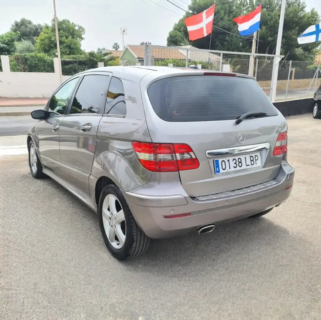 Mercedes-Benz B 200 200CDI Autotronic Gris - 2