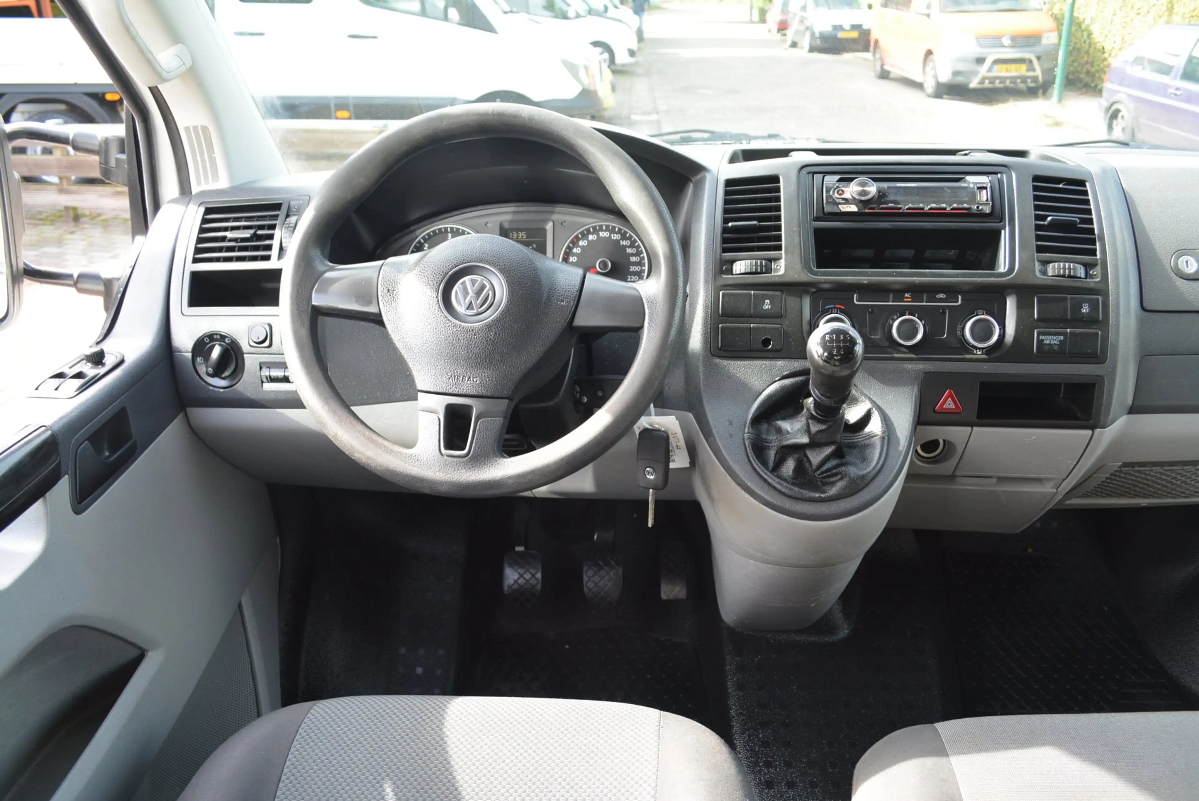 Volkswagen Transporter 2.0 TDI L2H1 DC kieper, kipper, dubbele cabine — photo 3