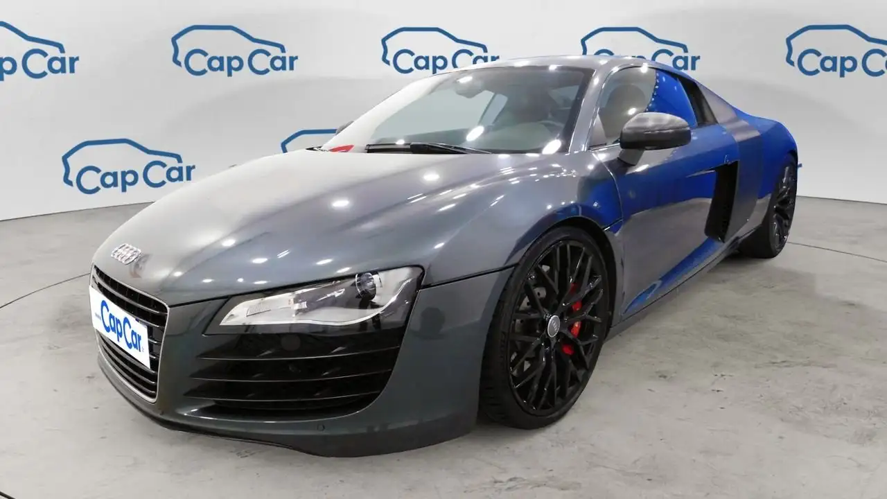 Audi R8