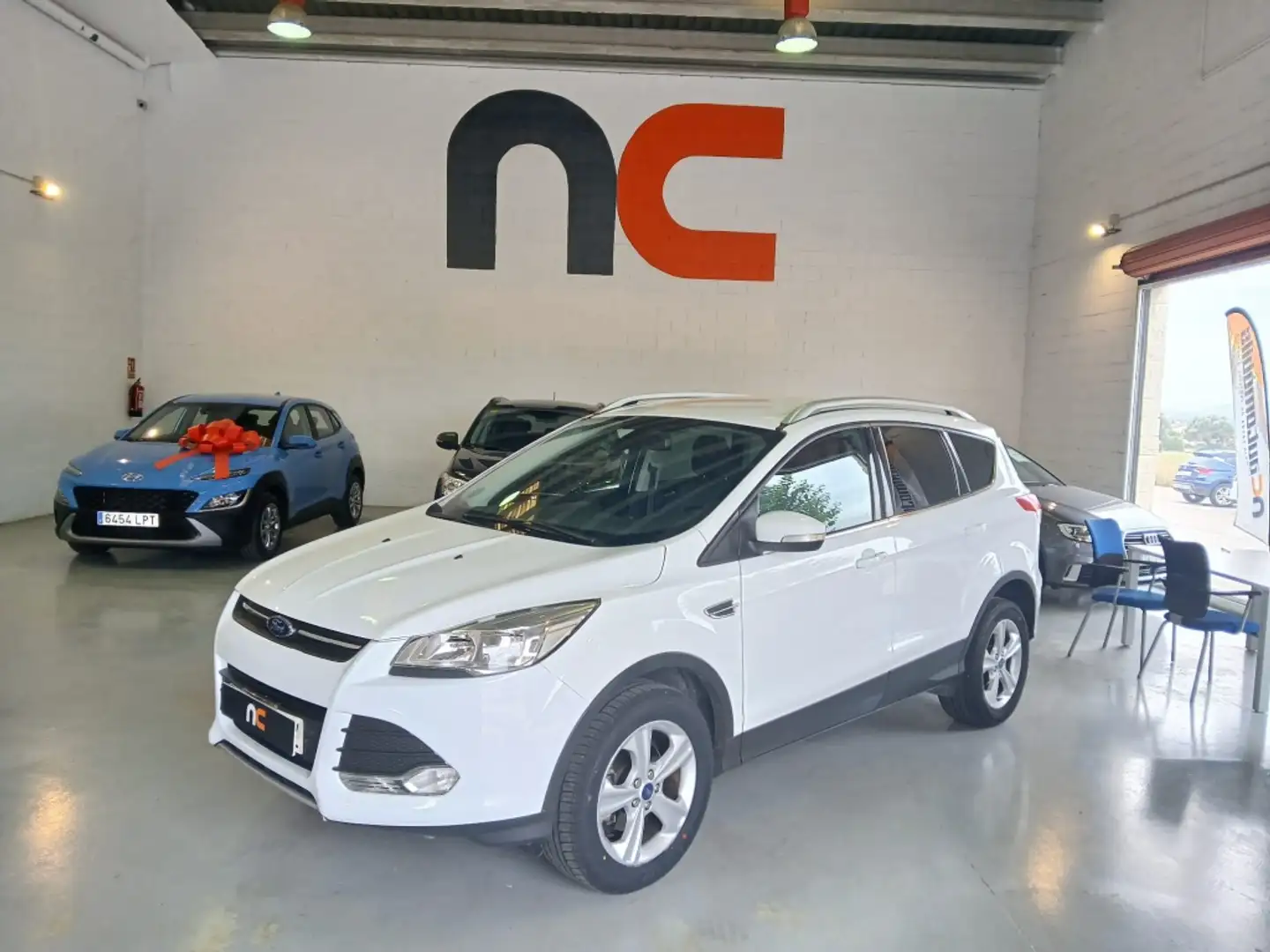 Ford Kuga 1.5 EcoB. Auto S&S Trend 4x2 150 Blanco - 1