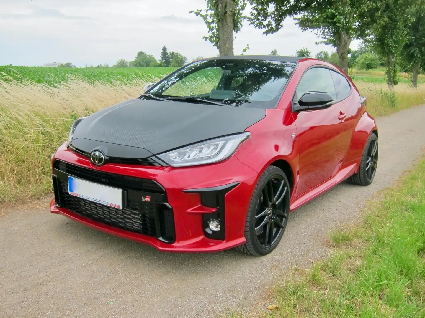 Toyota Yaris GR / 19 ZOLL / Vollausstattung Rot - 2