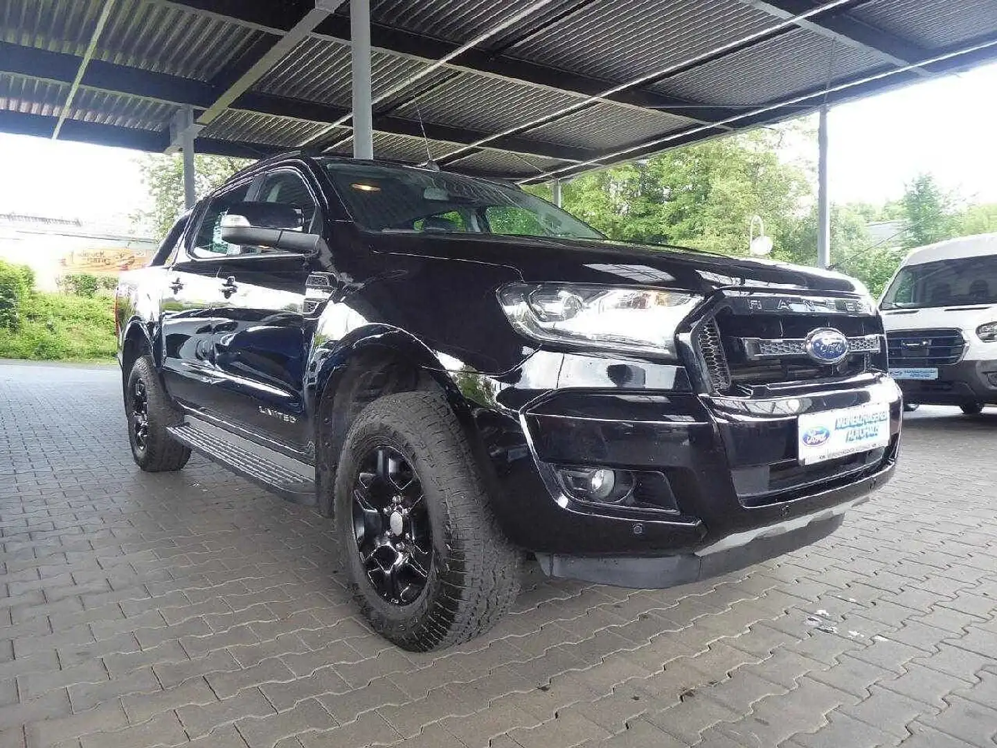 Ford Ranger Limited Doppelkabine 4x4 Zwart - 2
