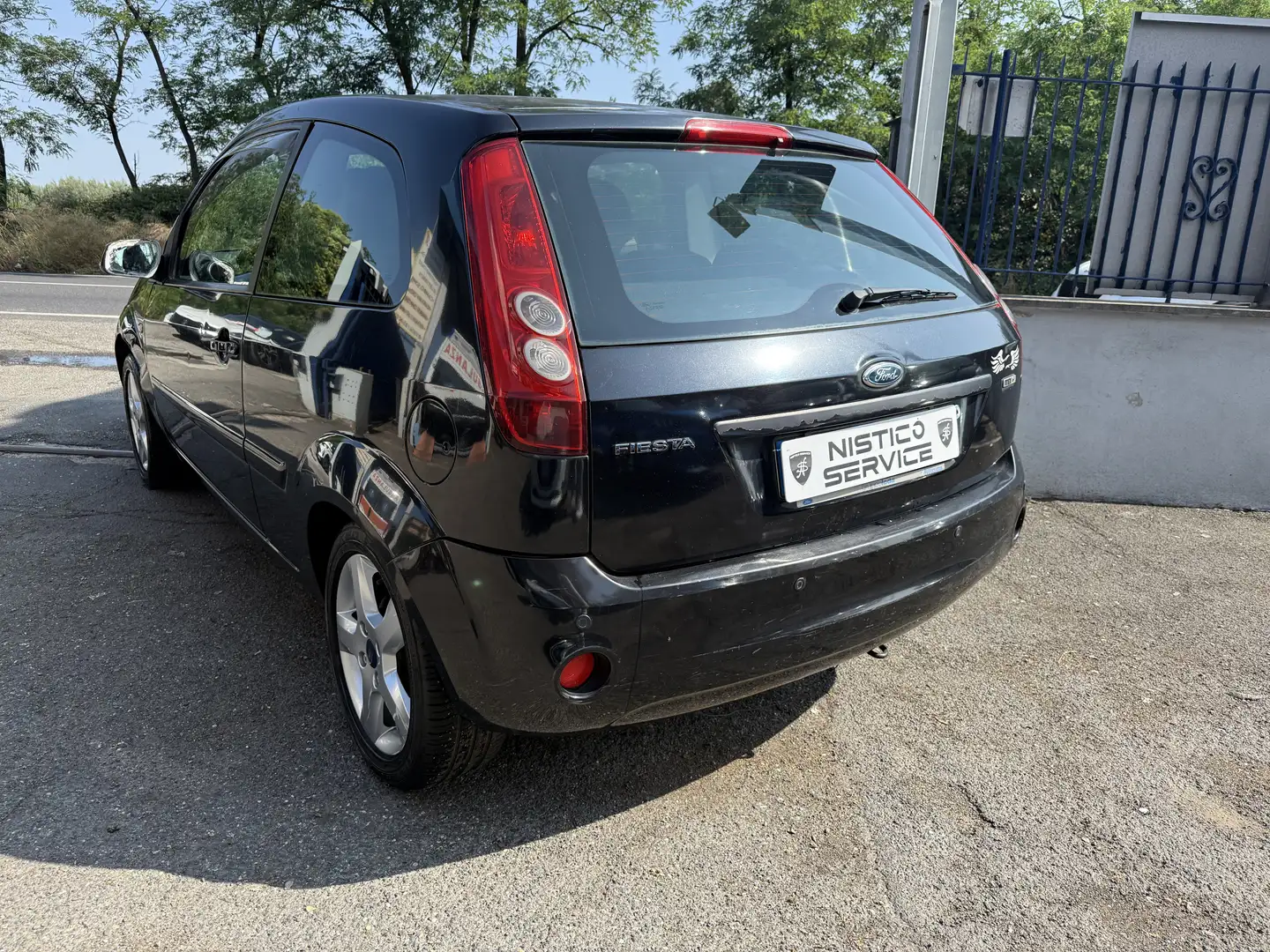 Ford Fiesta Fiesta 3p 1.4 tdci Titanium Nero - 2