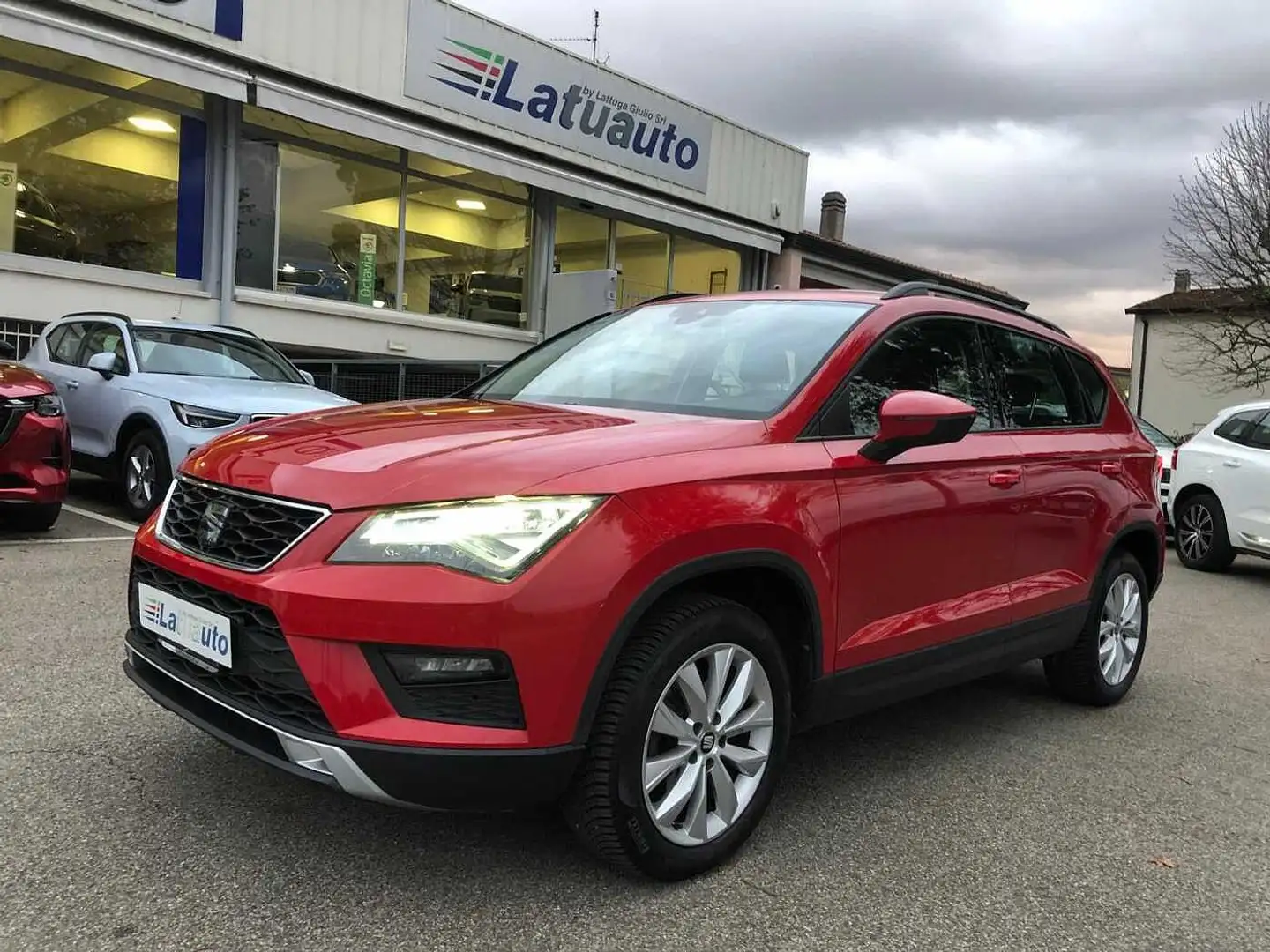 SEAT Ateca 1.6 TDI Business Rosso - 1