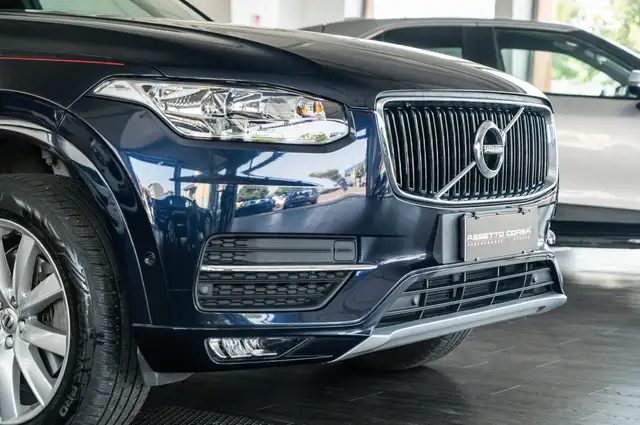 Volvo XC90 view 21