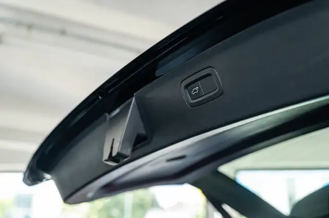 Volvo XC90 view 20