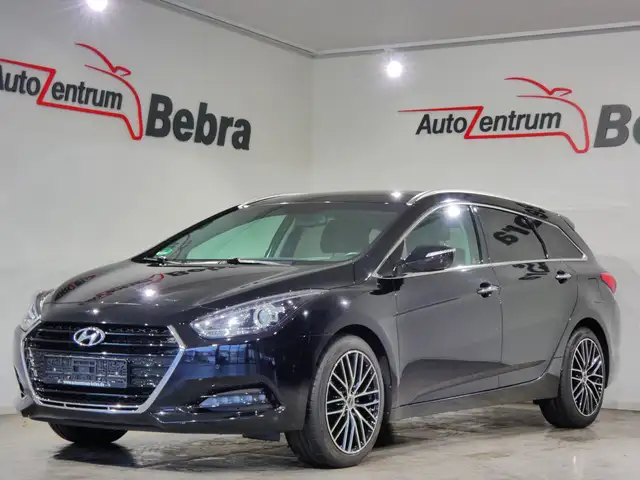Hyundai i40 cw 2.0 GDI Navi/SHZ/PDC/MFL/Kamera/Tempomat