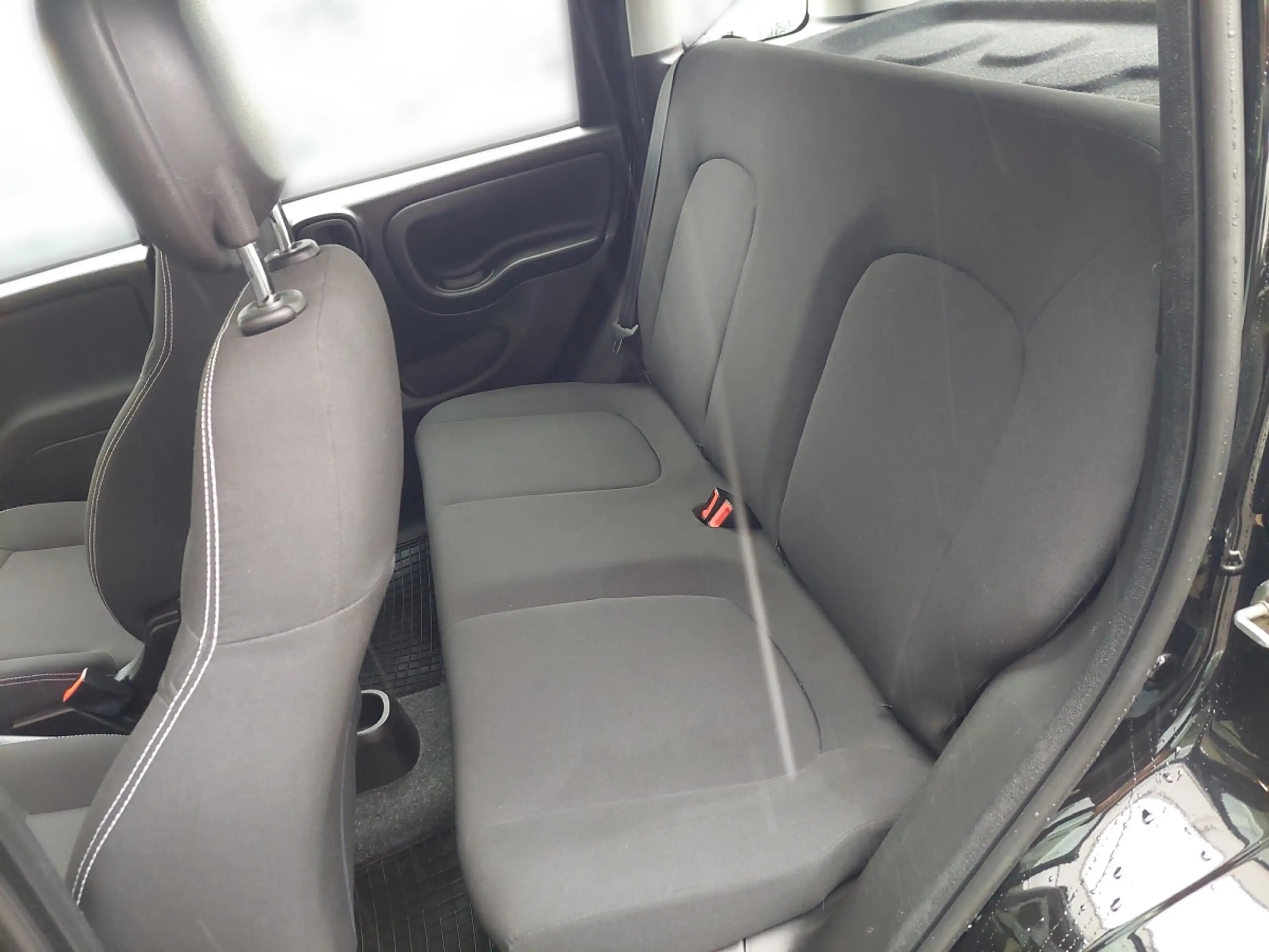 Fiat Panda 4x2 FireFly Hybrid 70 — photo 11