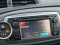 Toyota Yaris 1.3 VVT-i Dynamic GLAZEN DAK KEYLES NAV CAMERA Wit - thumbnail 11