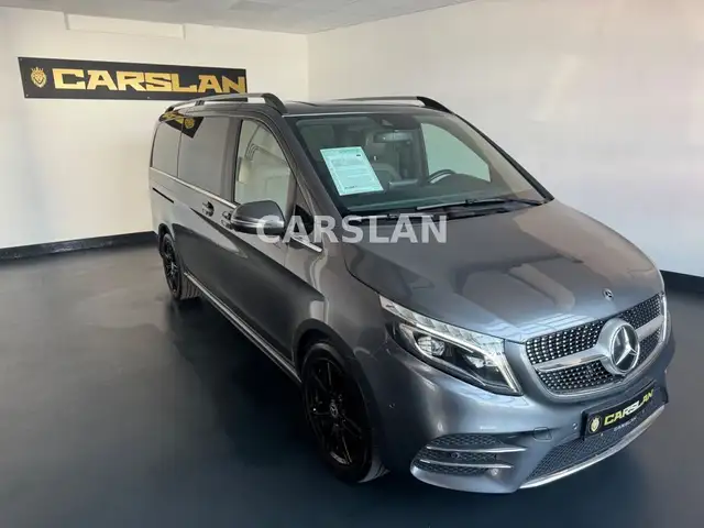 Mercedes-Benz V-Class view 2
