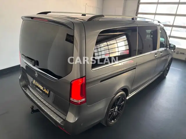 Mercedes-Benz V-Class view 15