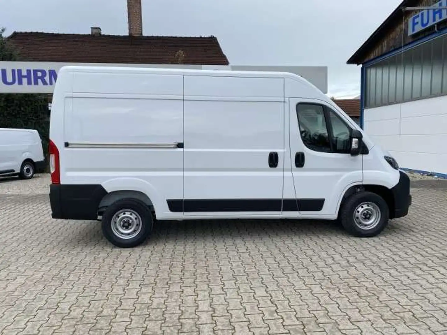 Fiat Ducato KASTENWAGEN 33 L2H2 140 MT Bianco - 2