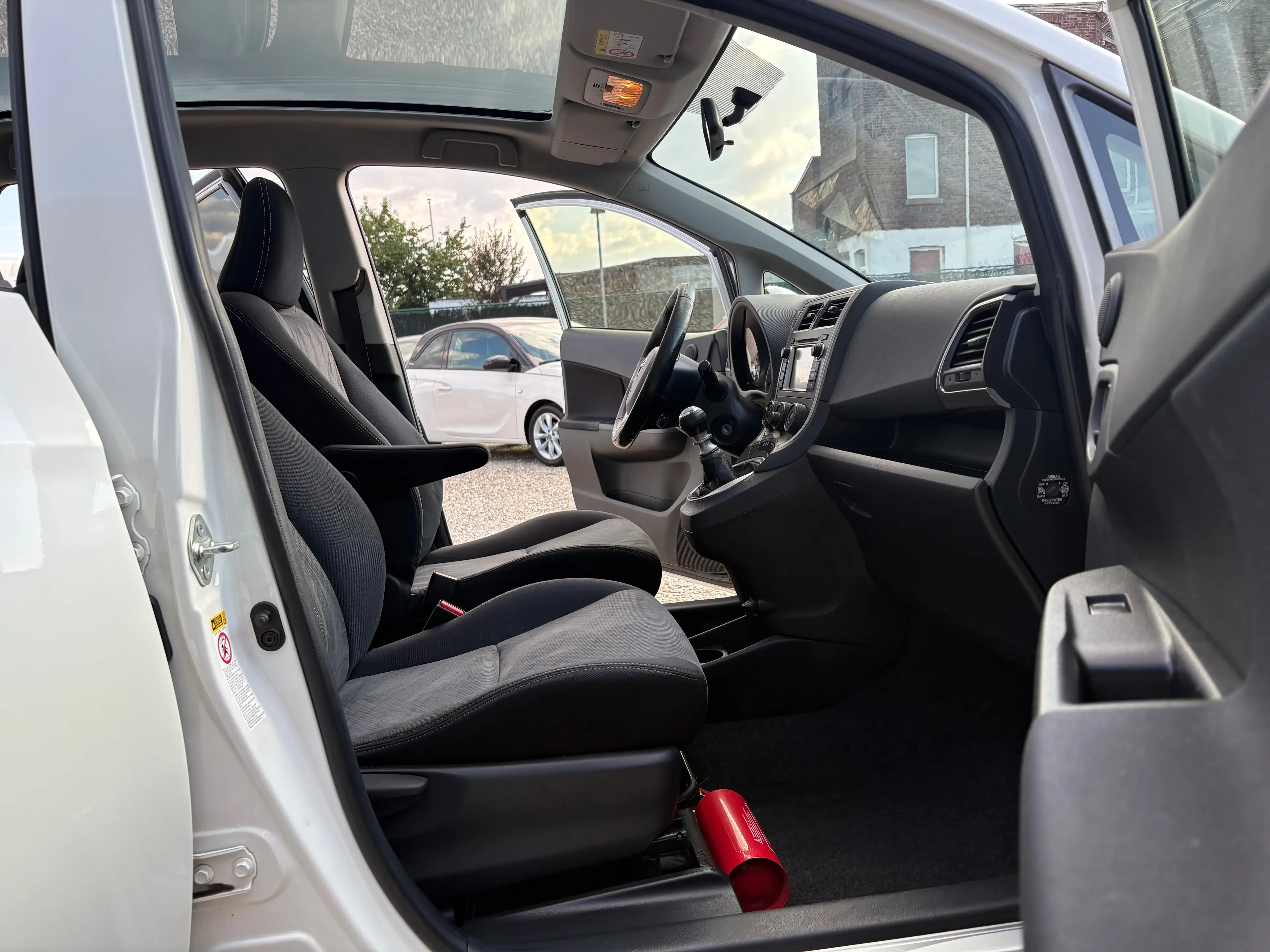 Toyota Verso-S Verso S 1.33 VVT-i Comfort * 12 Mois De Garantie * — photo 8