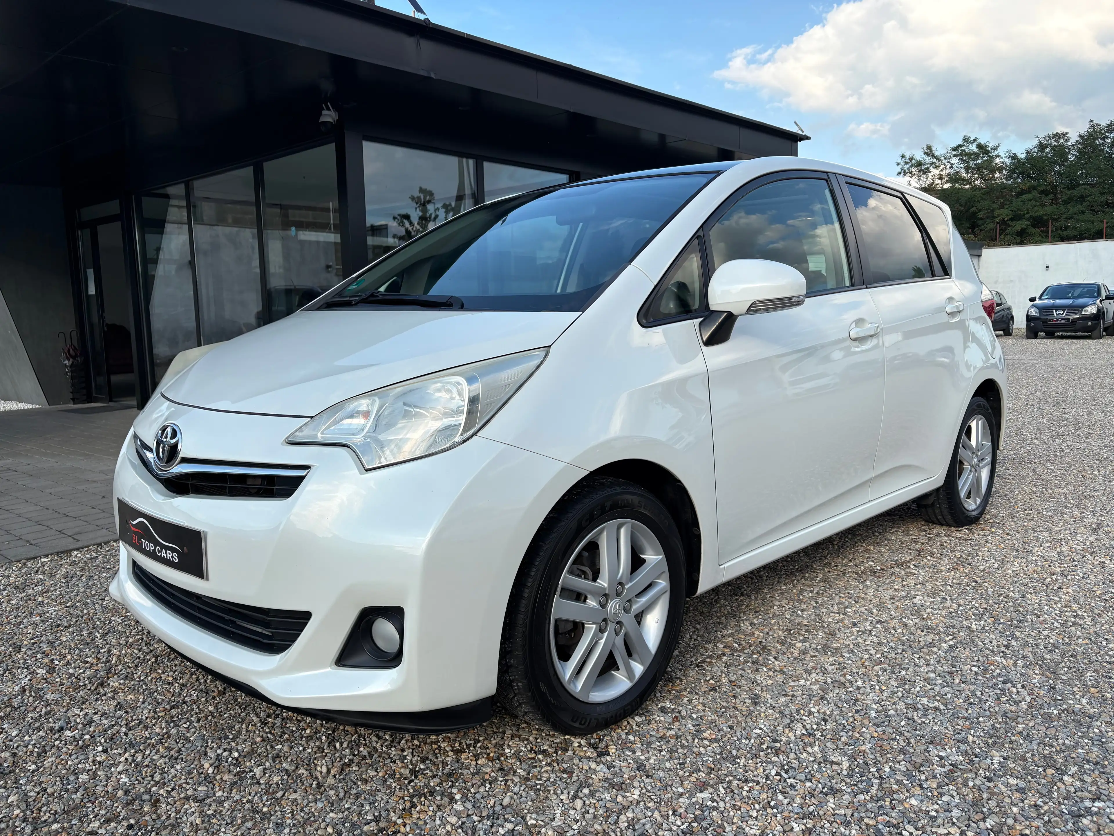 Toyota Verso-S Verso S 1.33 VVT-i Comfort * 12 Mois De Garantie *