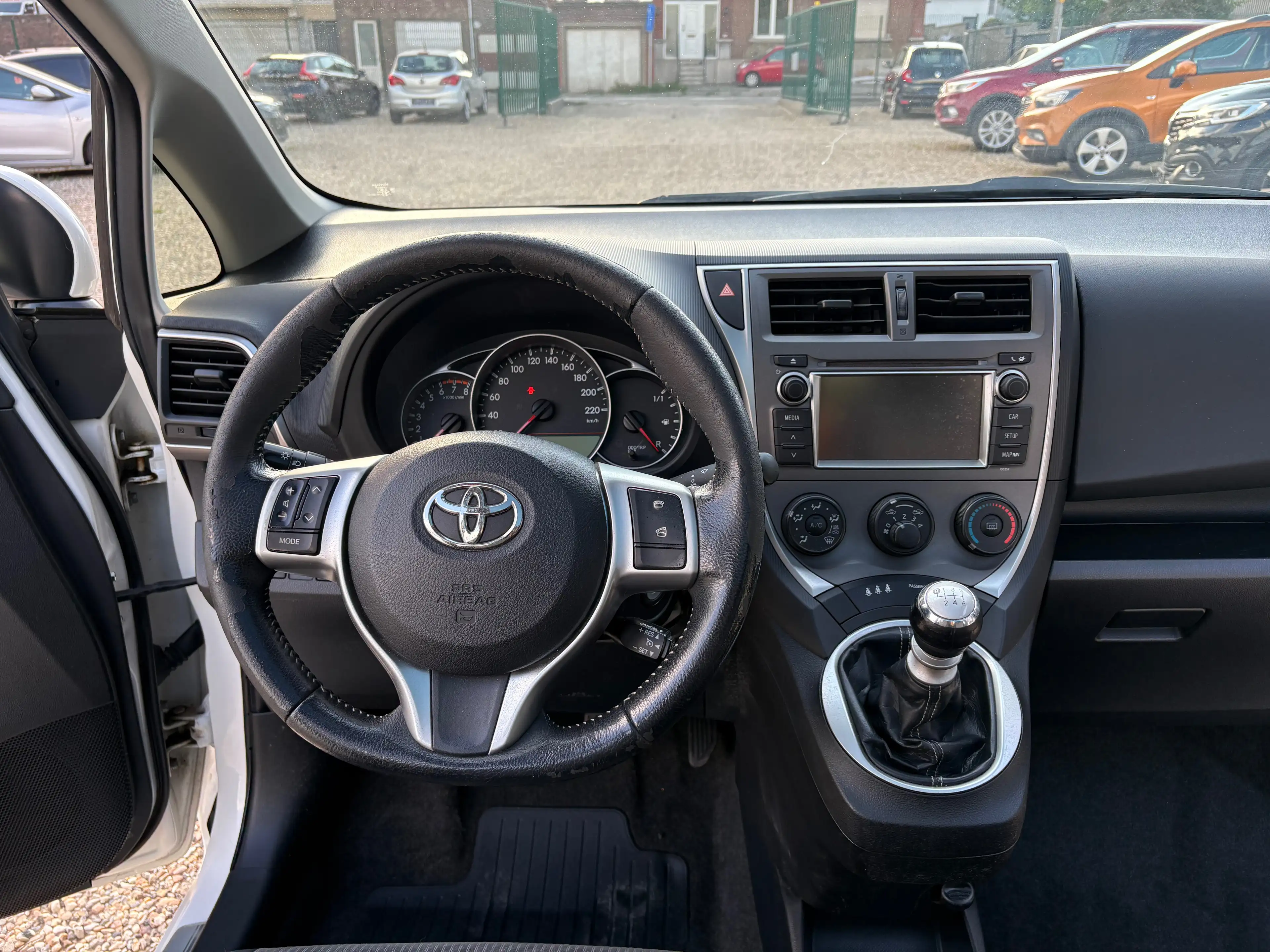 Toyota Verso-S Verso S 1.33 VVT-i Comfort * 12 Mois De Garantie * — photo 12
