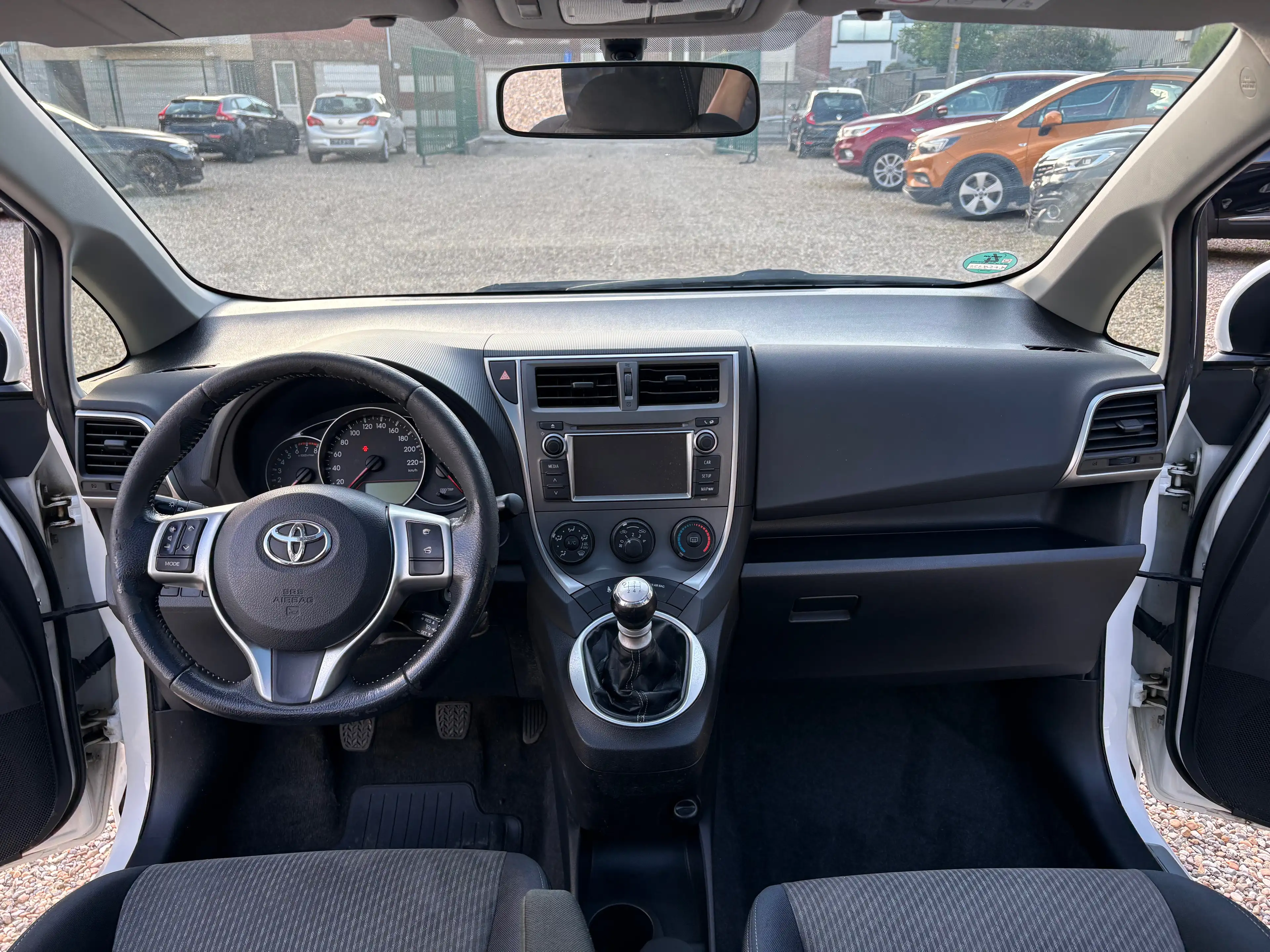 Toyota Verso-S Verso S 1.33 VVT-i Comfort * 12 Mois De Garantie * — photo 11