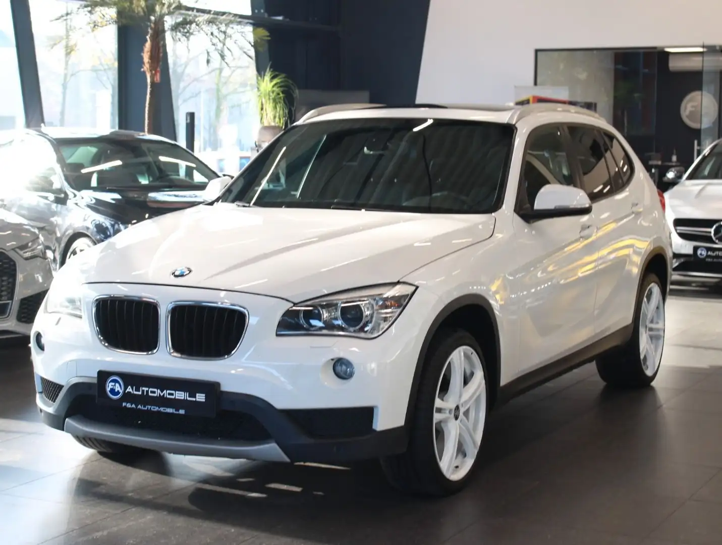 BMW X1 25 d xDrive *Pano* *Gewerbe Export* Blanco - 1