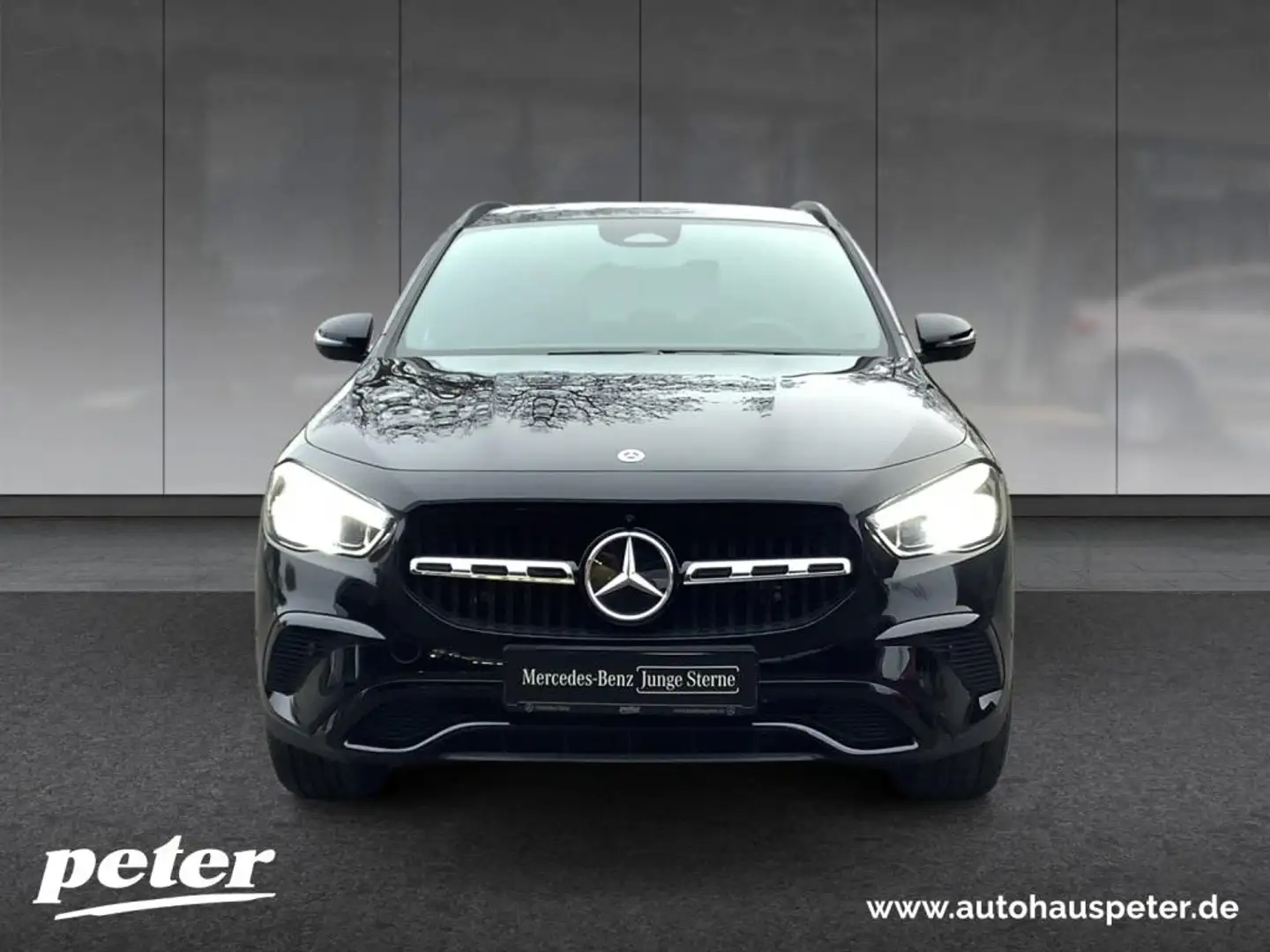 Mercedes-Benz GLA 220 d 4MATIC NIGHT+18"+LED+MBUX+AHK+PANO+8G Schwarz - 2
