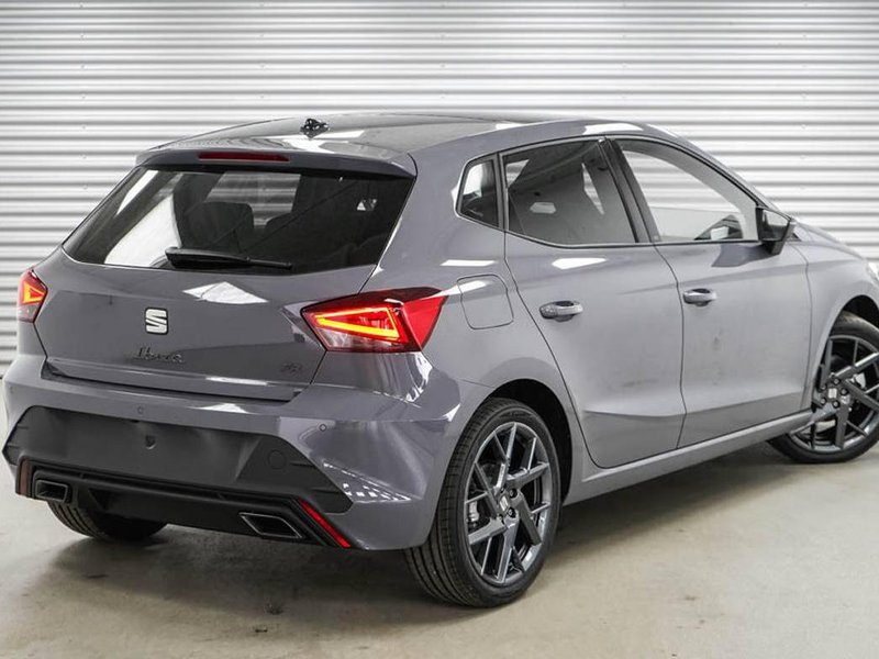 SEAT Ibiza Ibiza 1.5 TSI DSG FR / Panoramadach — photo 3