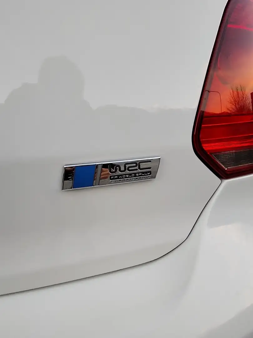 Volkswagen Polo R WRC 3p 2.0 tsi R-WRC  220cv - 2