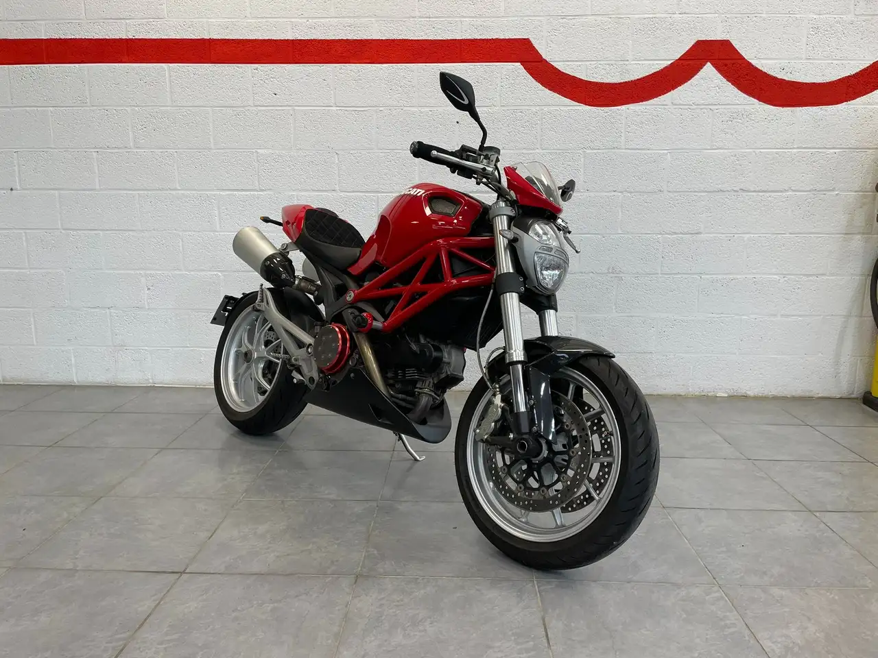 Ducati Monster 1100