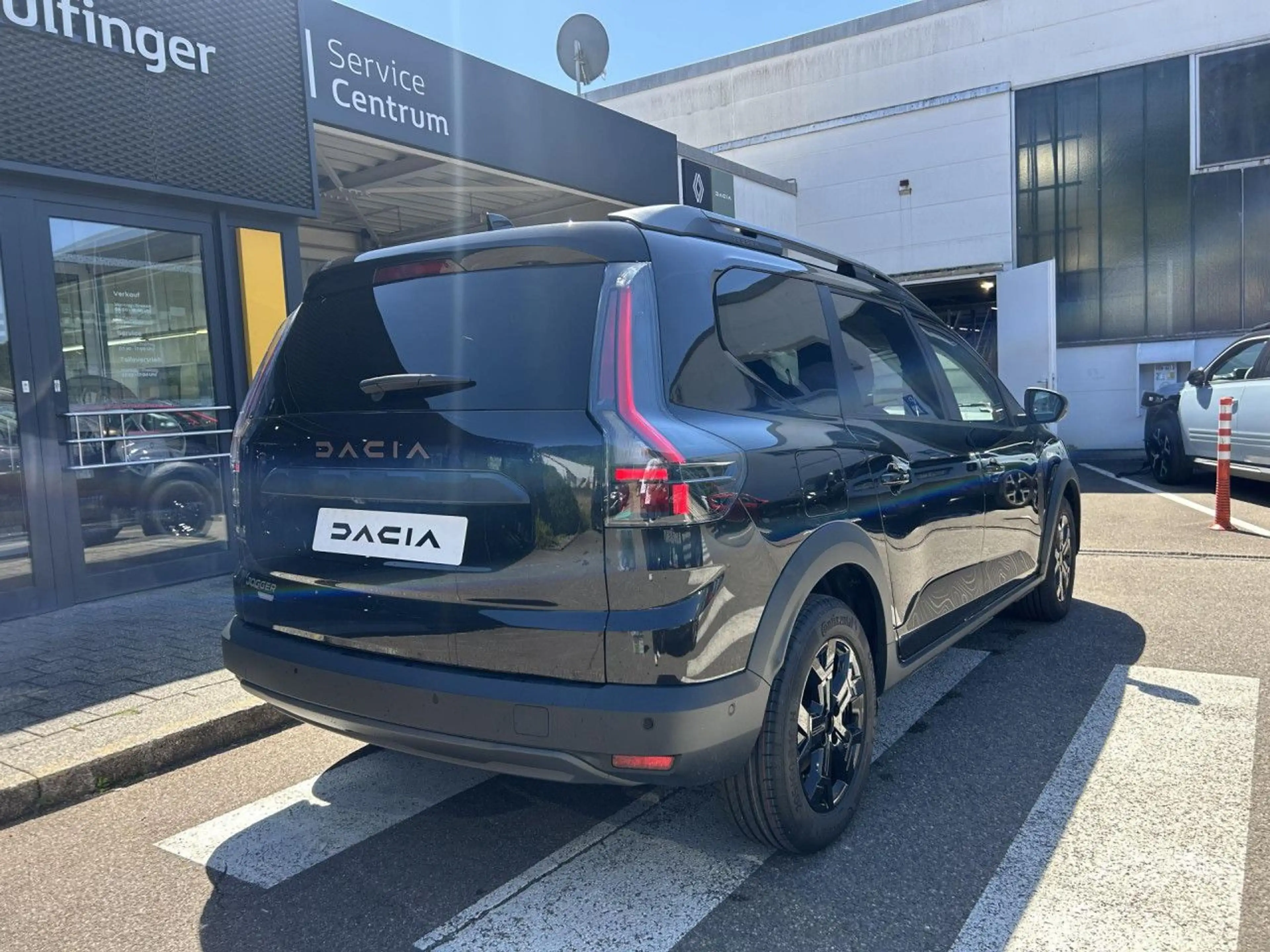 Dacia Jogger Extreme hybrid 155 SHZ KAMERA NAVI Klima — photo 7