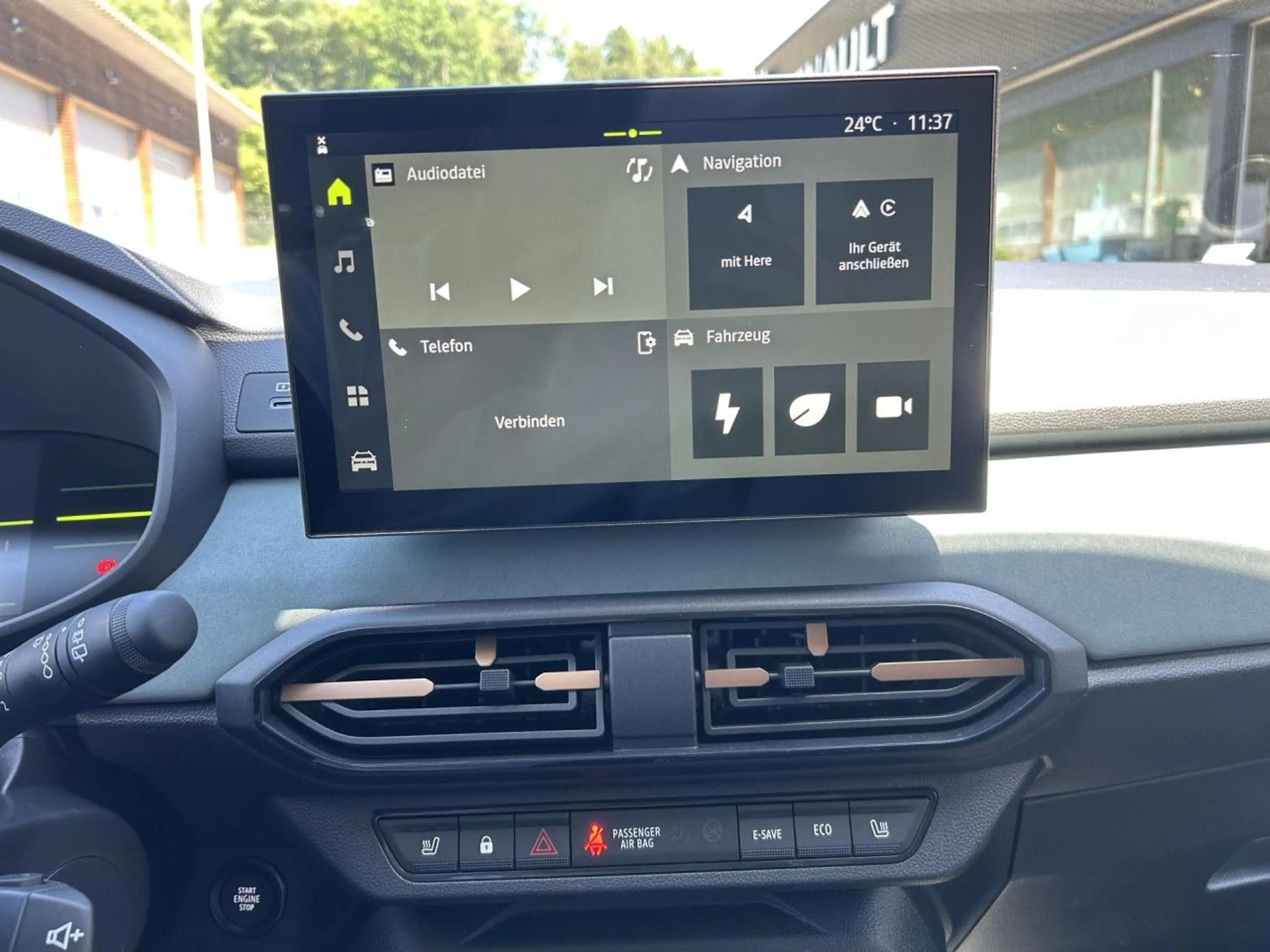 Dacia Jogger Extreme hybrid 155 SHZ KAMERA NAVI Klima — photo 13