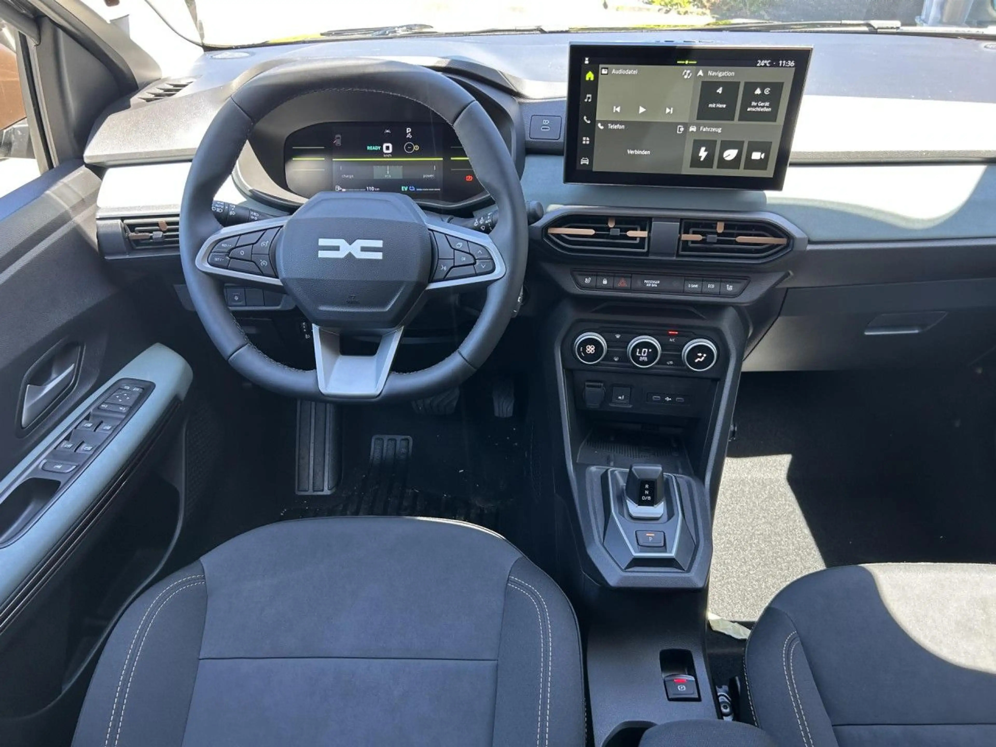 Dacia Jogger Extreme hybrid 155 SHZ KAMERA NAVI Klima — photo 12