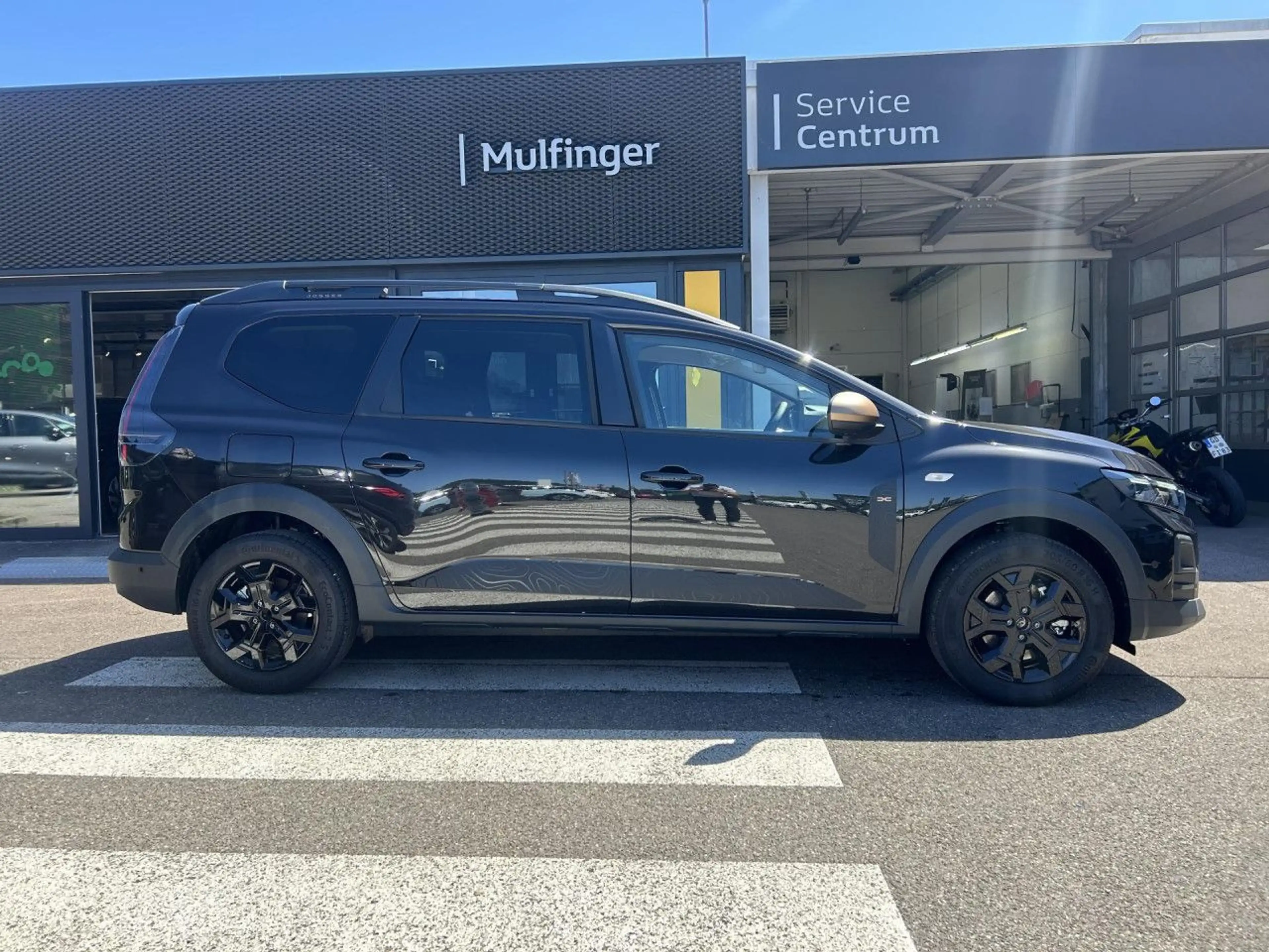 Dacia Jogger Extreme hybrid 155 SHZ KAMERA NAVI Klima — photo 4