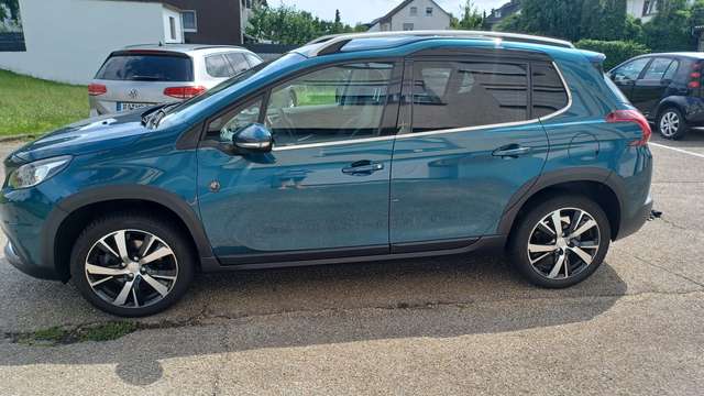 Imagine Peugeot 2008 2008 PureTech 110 Stop