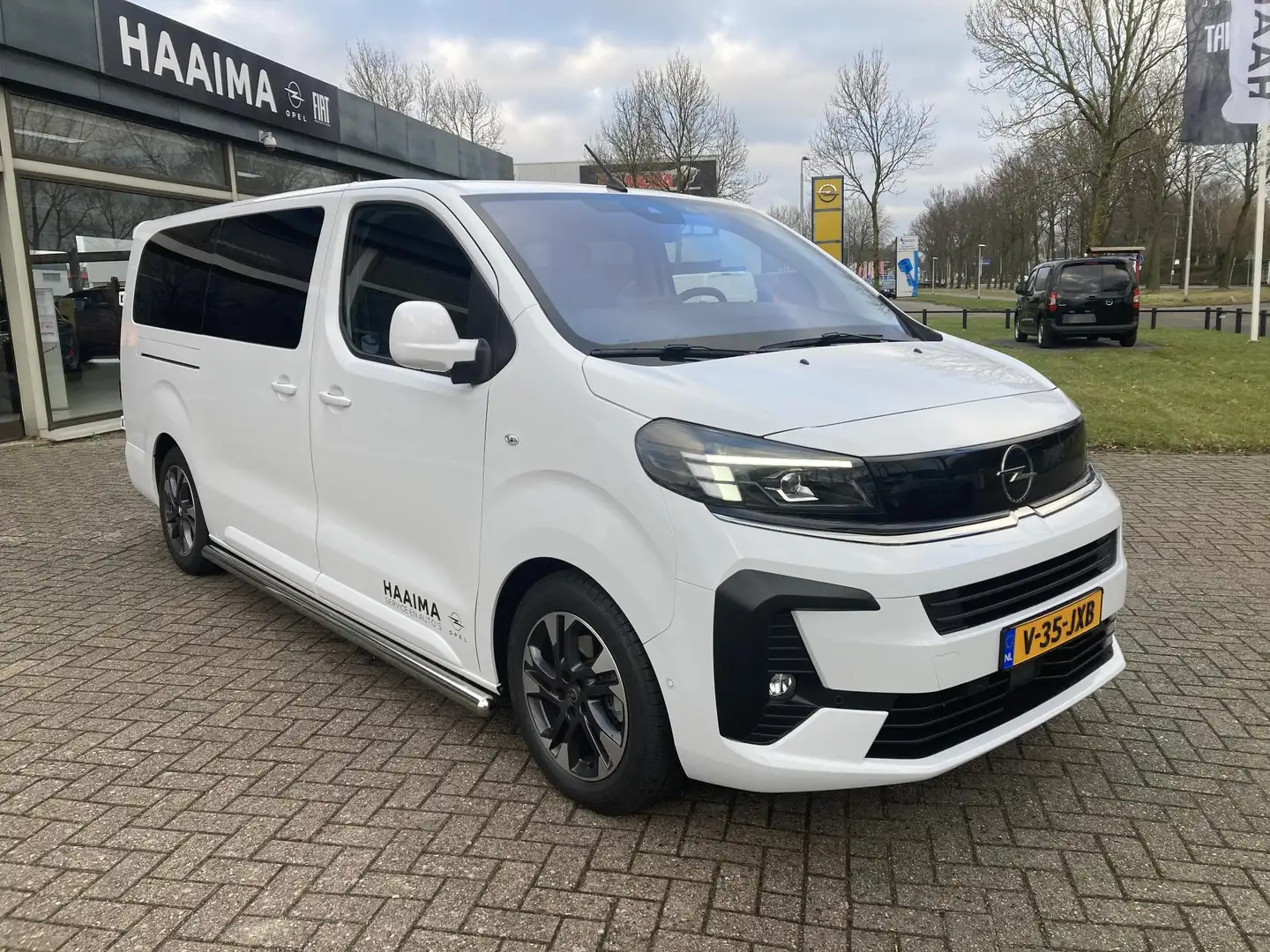 Opel Vivaro 2.0 Diesel 180 Pk 8-Traps Aut. Dub.Cabine | ECC | Wit - 2