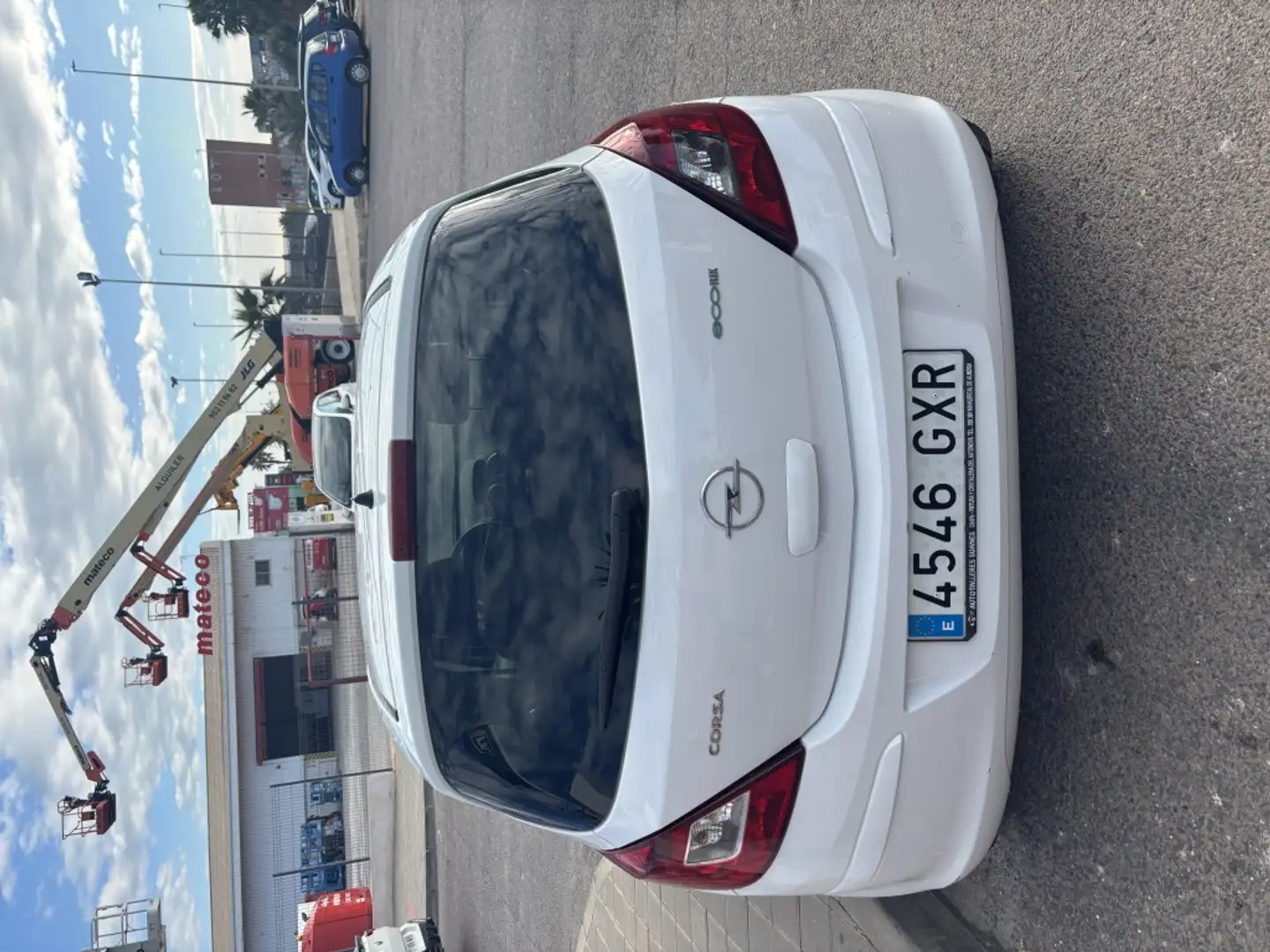 Opel Corsa 1.3CDTi Cosmo 90 Blanc - 1