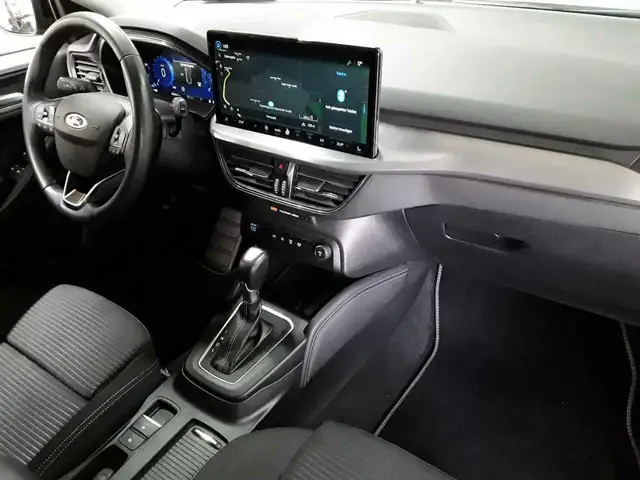 Ford Focus view 9