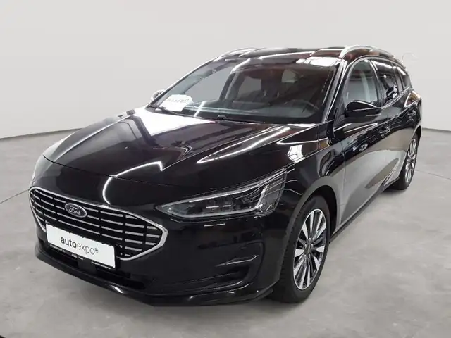 Ford Focus view 2