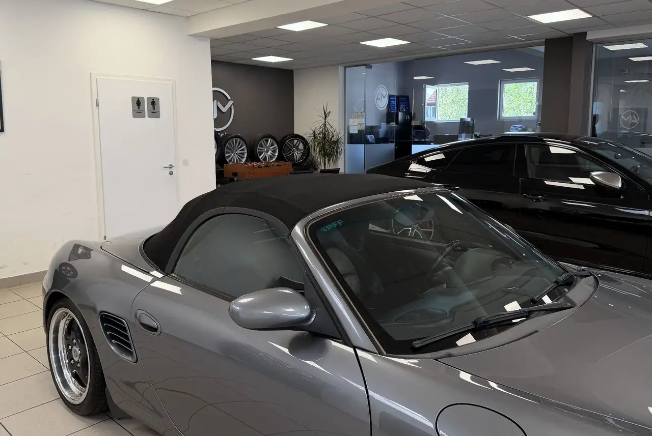 PORSCHE BOXSTER S 260 ch BVA - SELLERIE CUIR - JANTES EXCLUSIVES 18" - PACK SPORT