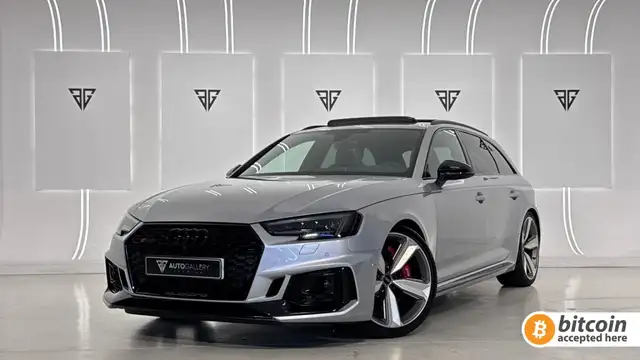 Audi RS4 Avant TFSI quattro tiptronic