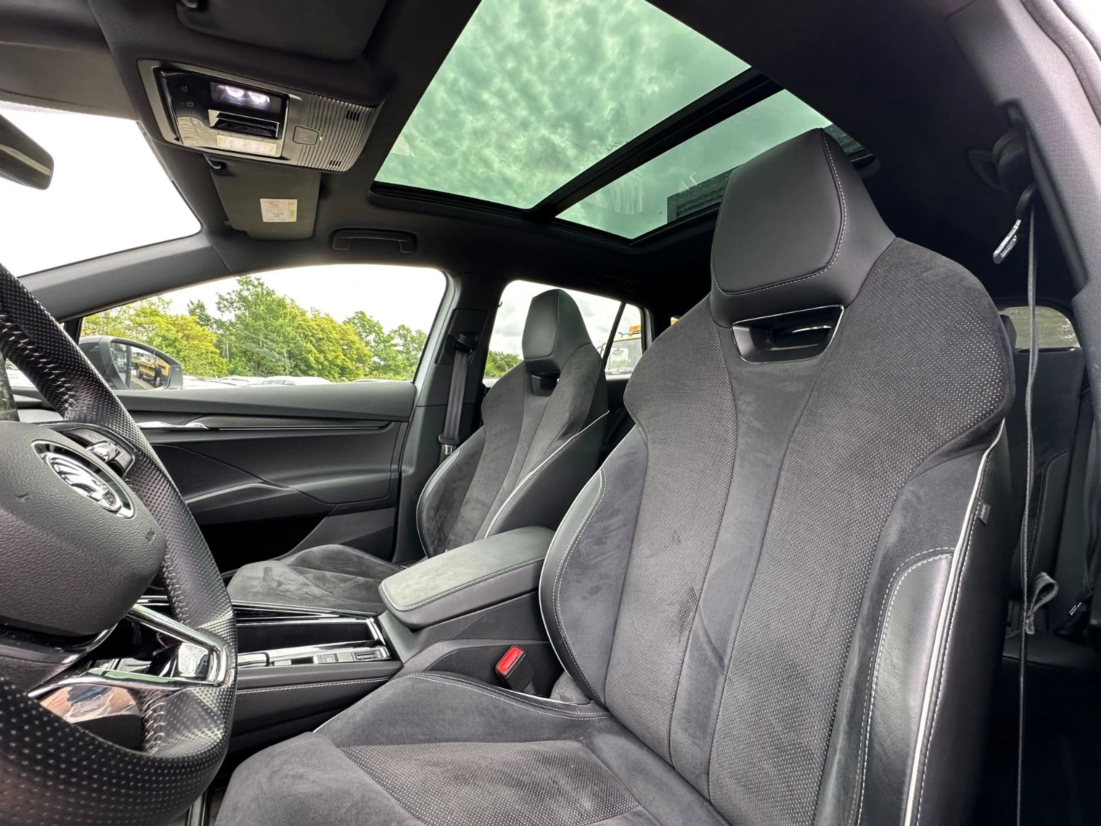 Skoda Enyaq 80 Sportline*PANO*MATRIX*HUD*R-CAM*ACC*21" — photo 11