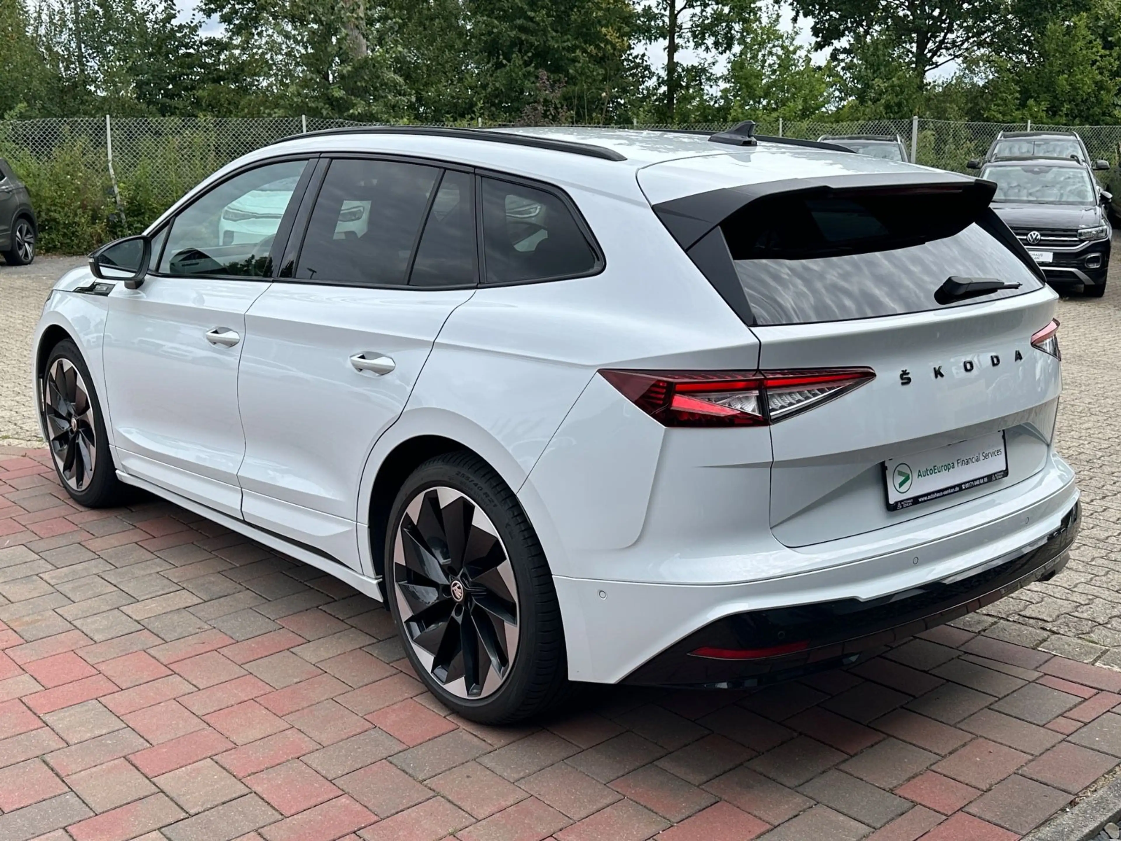 Skoda Enyaq 80 Sportline*PANO*MATRIX*HUD*R-CAM*ACC*21" — photo 5