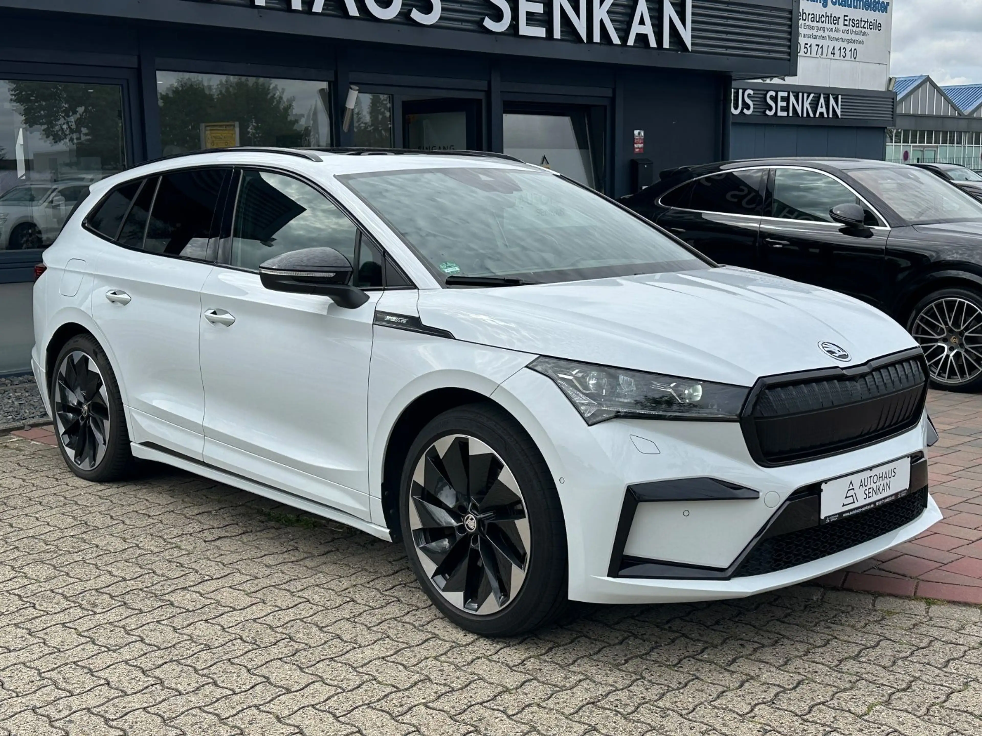 Skoda Enyaq 80 Sportline*PANO*MATRIX*HUD*R-CAM*ACC*21" — photo 8