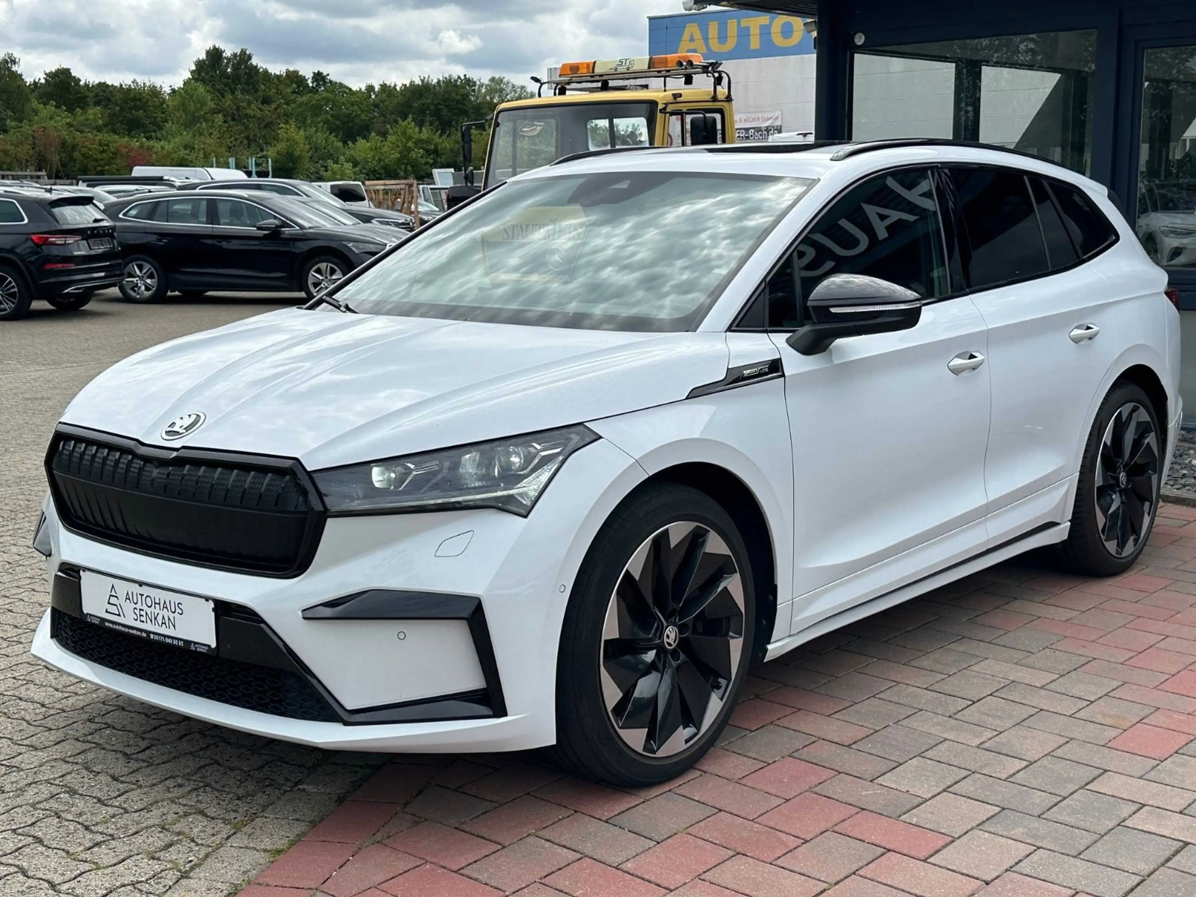 Skoda Enyaq 80 Sportline*PANO*MATRIX*HUD*R-CAM*ACC*21" — photo 7