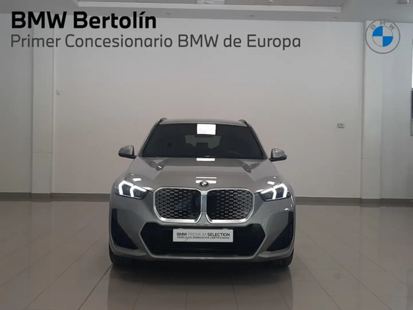 BMW iX1 eDrive20 Gris - 2