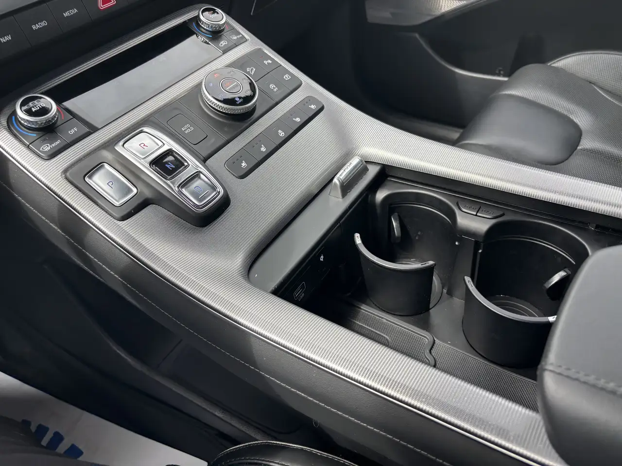 Hyundai PALISADE снимка Hyundai PALISADE