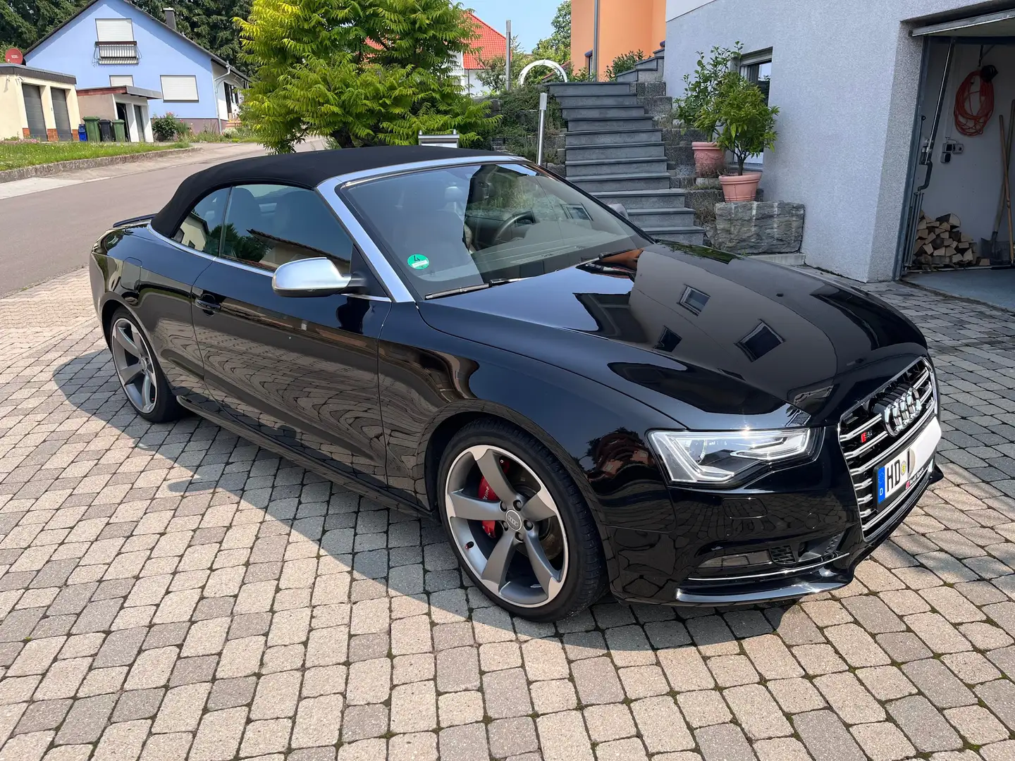 Audi A5 Cabrio 2.0 TFSI - S5 Optik und Sound Schwarz - 2