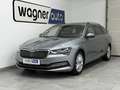 Skoda Superb Kombi 2,0 TDI Style DSG.MATRIX Beam/ACC/Navi/Pa... Silber - thumbnail 3