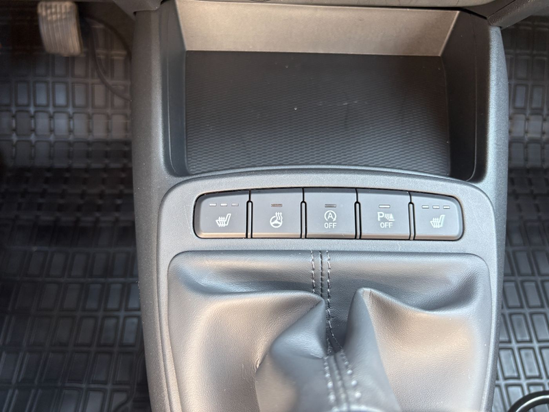 Hyundai i10 1.2 Trend SHZ, DAB, Lenkradhzg., AppleCarPlay — photo 13