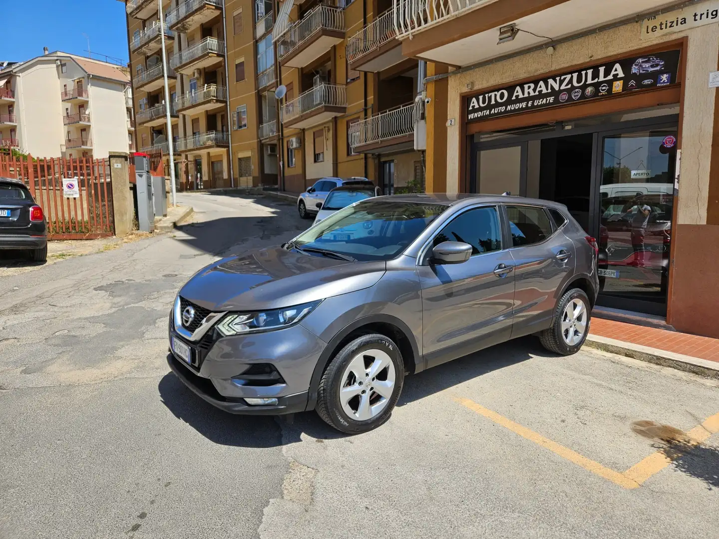 Nissan Qashqai Qashqai 1.5 dCi 115 CV N-Connecta Gris - 1