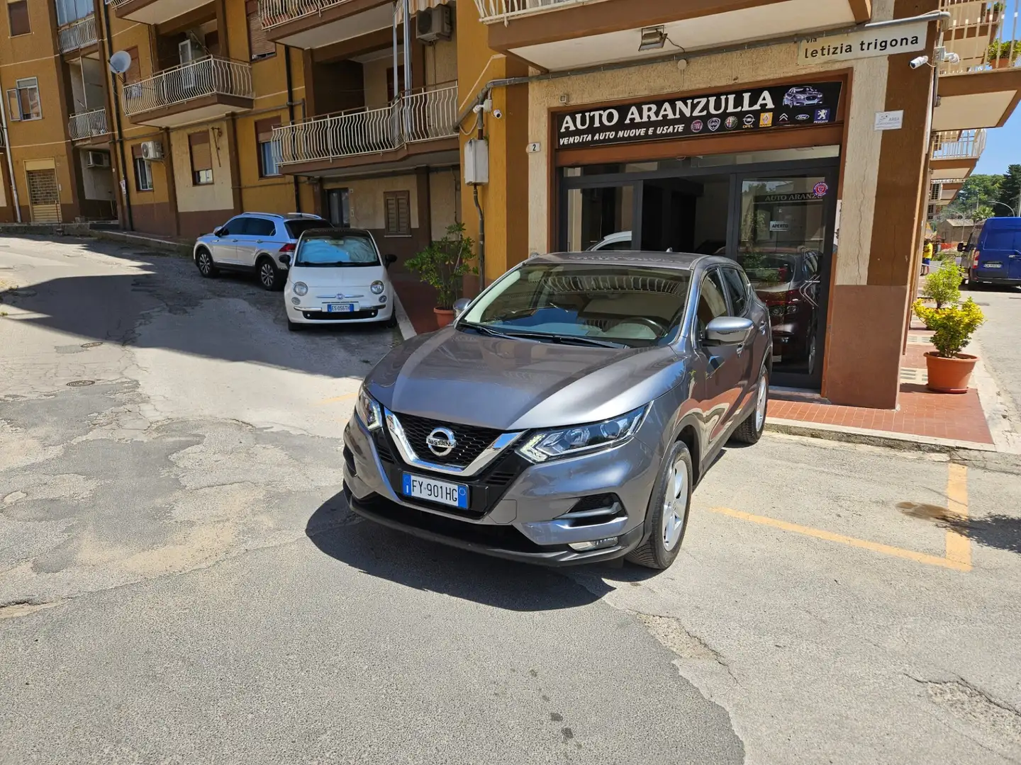 Nissan Qashqai Qashqai 1.5 dCi 115 CV N-Connecta Gris - 2