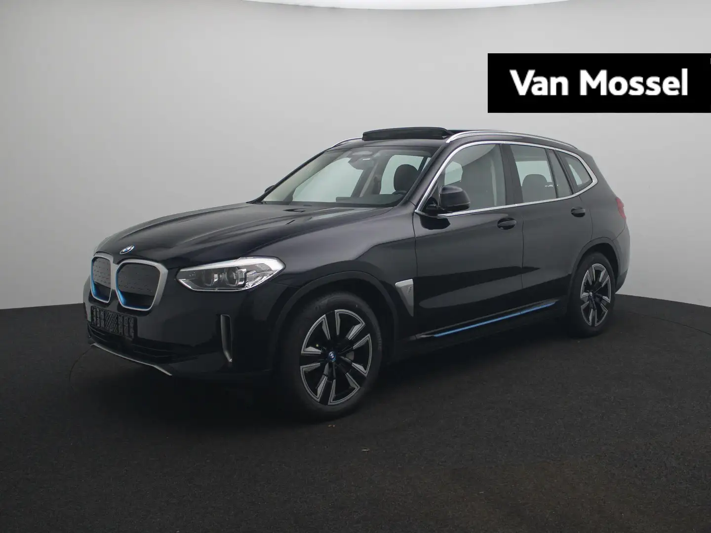 BMW iX3 Executive 80 kWh Aut. | Panoramadak | Leder | Stoe Noir - 1