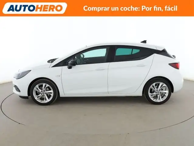 Opel Astra view 3