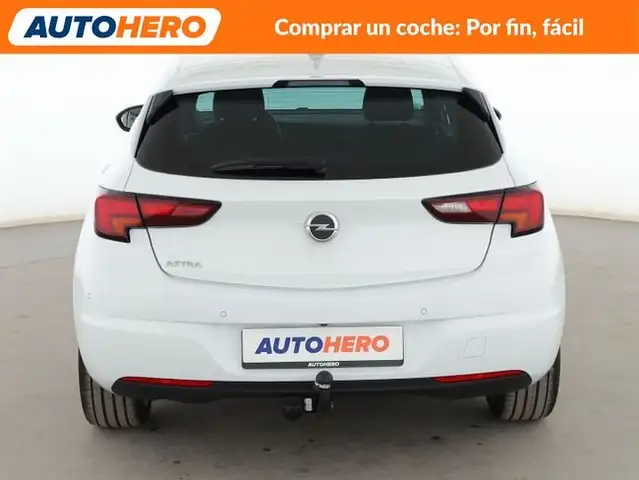 Opel Astra view 5